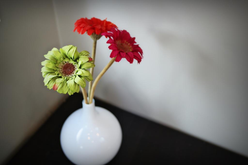 London Malvern Road Rooms To Let ภายนอก รูปภาพ